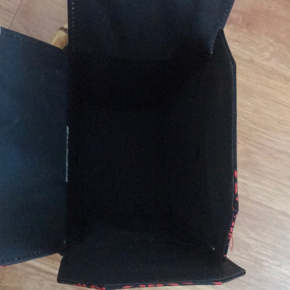 Novelty Purse - Picture 3 of 3